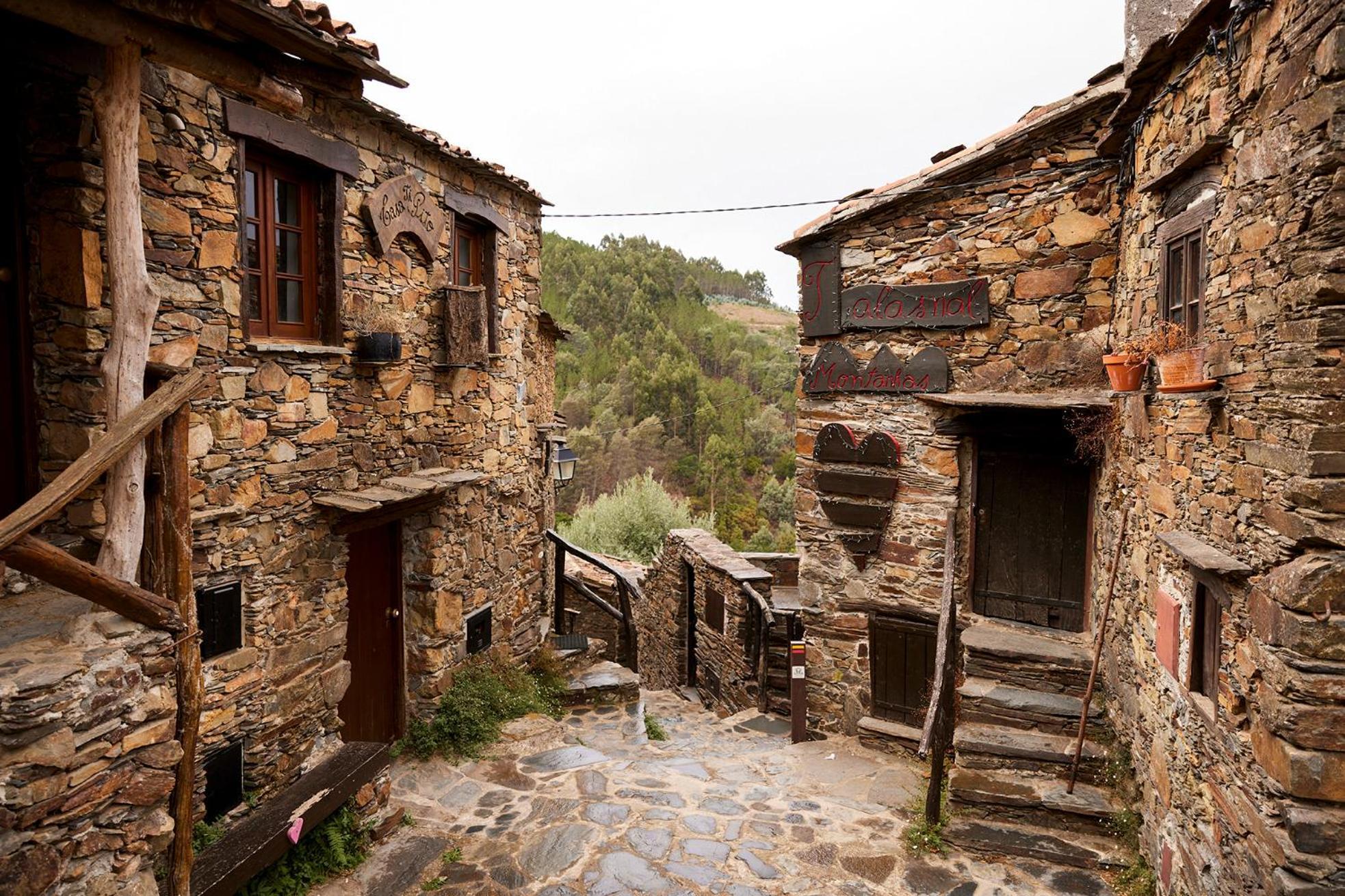 Octant Lousa Hotel Exterior photo